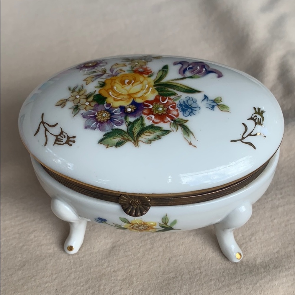 Vintage Japanese jewelry box